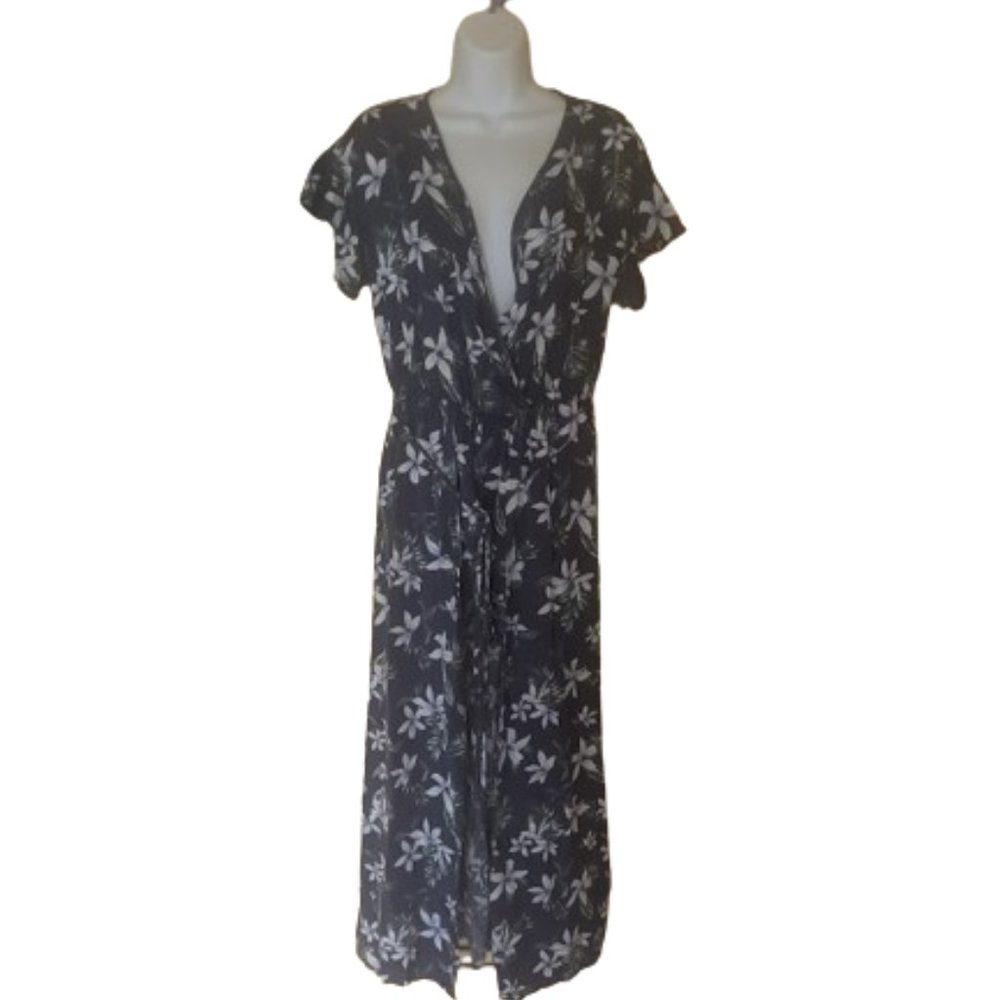Short Sleeve Blue Floral Dress with Shorts Attached Size Medium